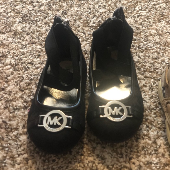Michael Kors Other - Girl flats
